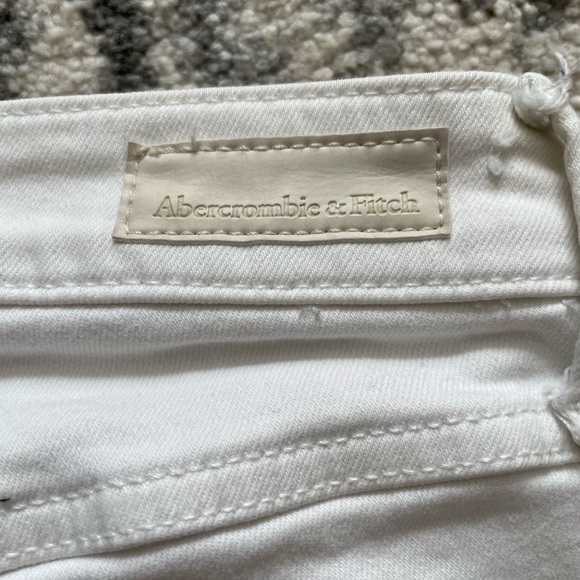Abercrombie & Fitch - Women’s Mid Rise White Super Skinny Ankle Jeans - 26 - Picture 6 of 7